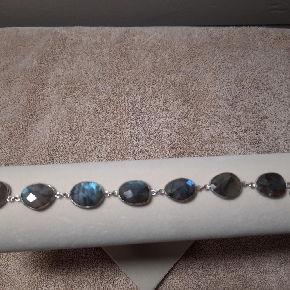 Labradorite bracelet in sterling silver 7.5 to 8 inches 15 grams